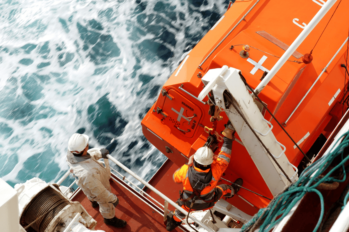 What You Should Know About Offshore Injuries in Texas